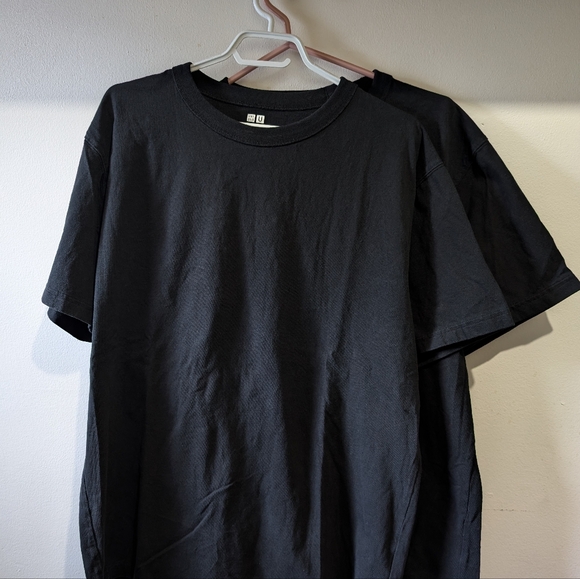Uniqlo U black crewneck t shirts mens sz XL x2 - Picture 2 of 6